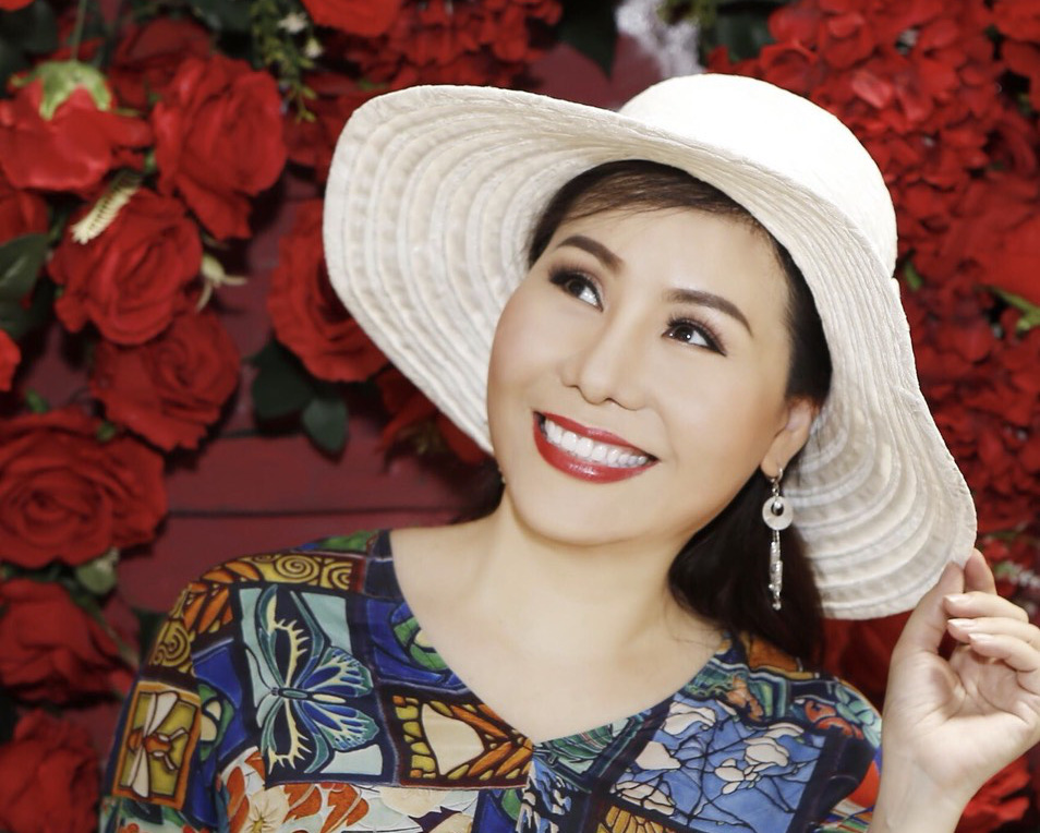 Nữ hoàng doanh nhân Kim Chi chia sẻ bí quyết đẹp mãi với thời gian