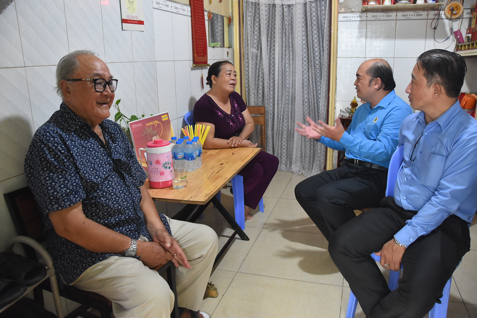Mai V&agrave;ng nh&acirc;n &aacute;i thăm k&eacute;p độc H&ugrave;ng Minh v&agrave; đ&agrave;o lẳng&rdquo; Hồng S&aacute;p - Ảnh 5.