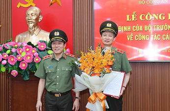 Trung tướng Nguyễn Khắc Khanh thôi giữ chức Cục trưởng Cục An ninh chính trị nội bộ
