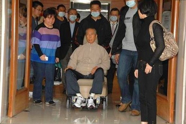 Khởi nghiệp với 1,3 USD, vua cờ bạc Macau xây dựng gia sản khổng lồ - Ảnh 11.