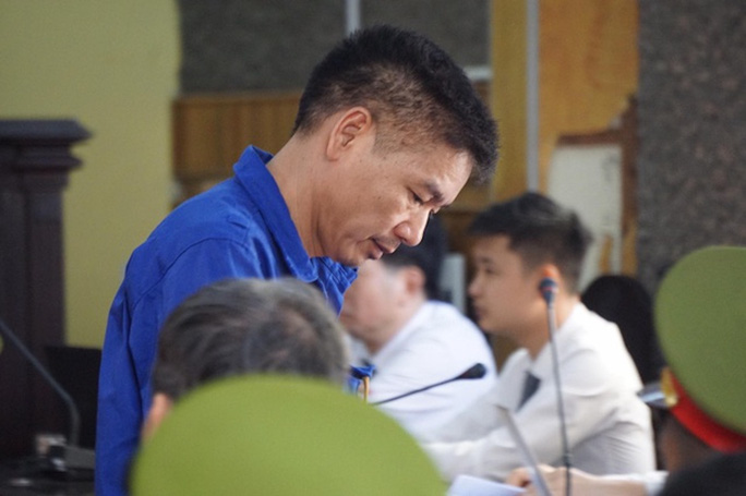 Tuy&ecirc;n &aacute;n vụ gian lận điểm thi Sơn La: Nguy&ecirc;n trưởng ph&ograve;ng khảo th&iacute; nhận 21 năm t&ugrave; - Ảnh 2.