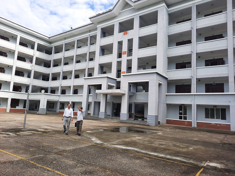 Lý do Quảng Nam tiếp nhận, cách ly tới 243 bà bầu - Ảnh 1.