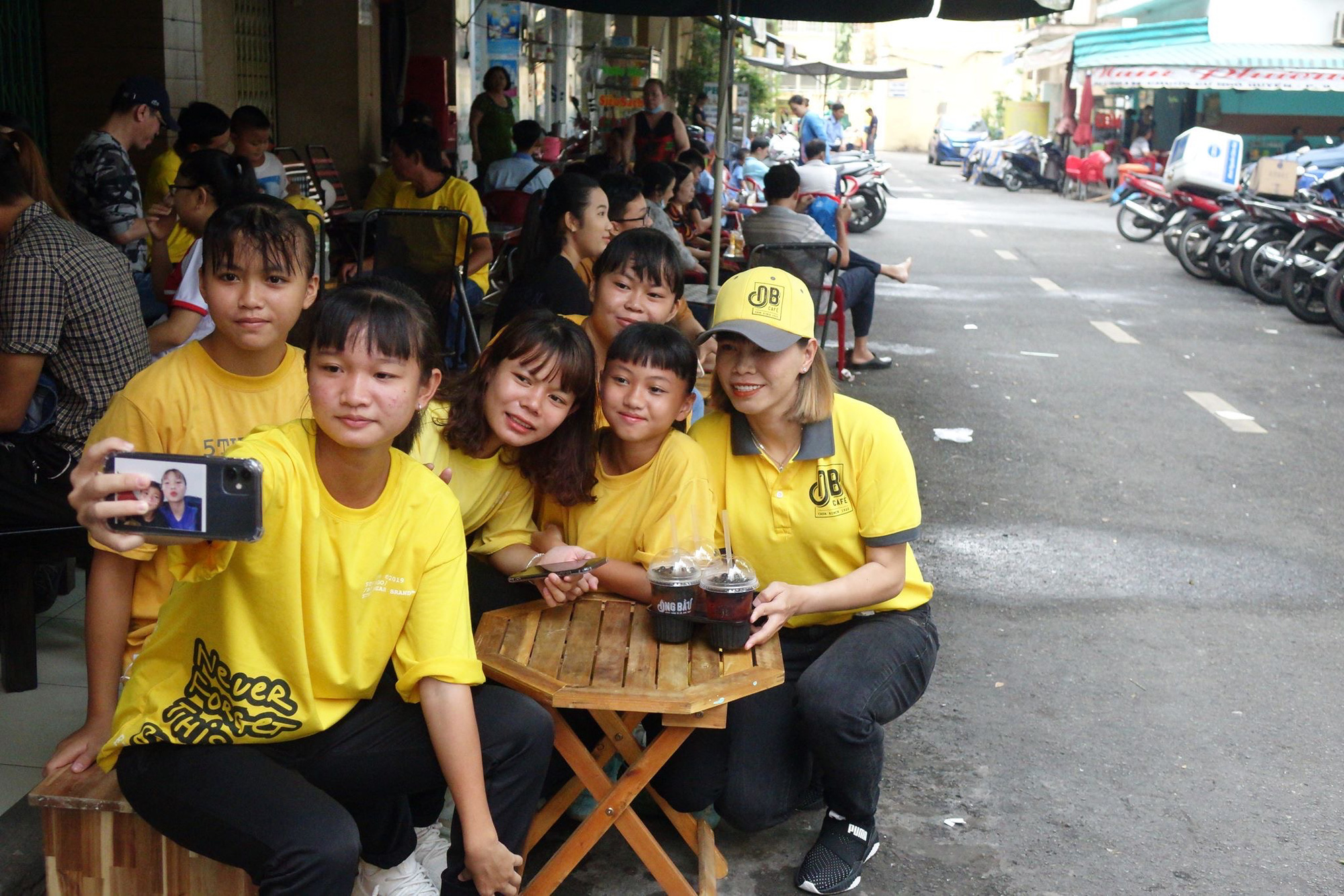 Tuấn Anh, Văn To&agrave;n ước c&oacute; Quả b&oacute;ng V&agrave;ng như cựu thủ m&ocirc;n Kiều Trinh - Ảnh 3.