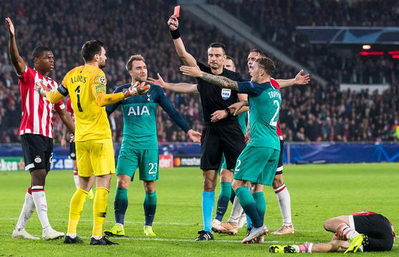 Trọng t&agrave;i thổi trận c&oacute; Liverpool, Man City ở Champions League bị bắt khẩn cấp - Ảnh 5.