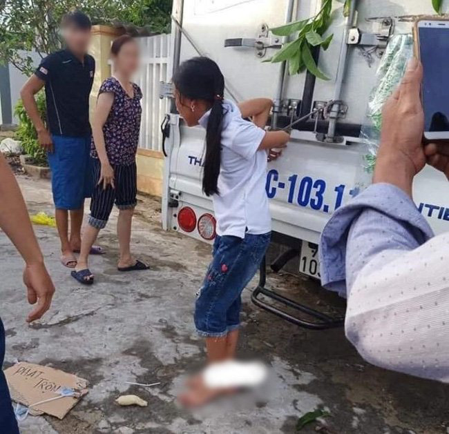 Hổ dữ không ăn thịt con! - Ảnh 1.