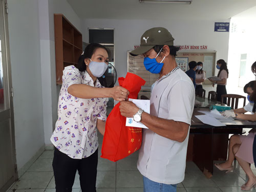 Sẻ chia cùng công nhân