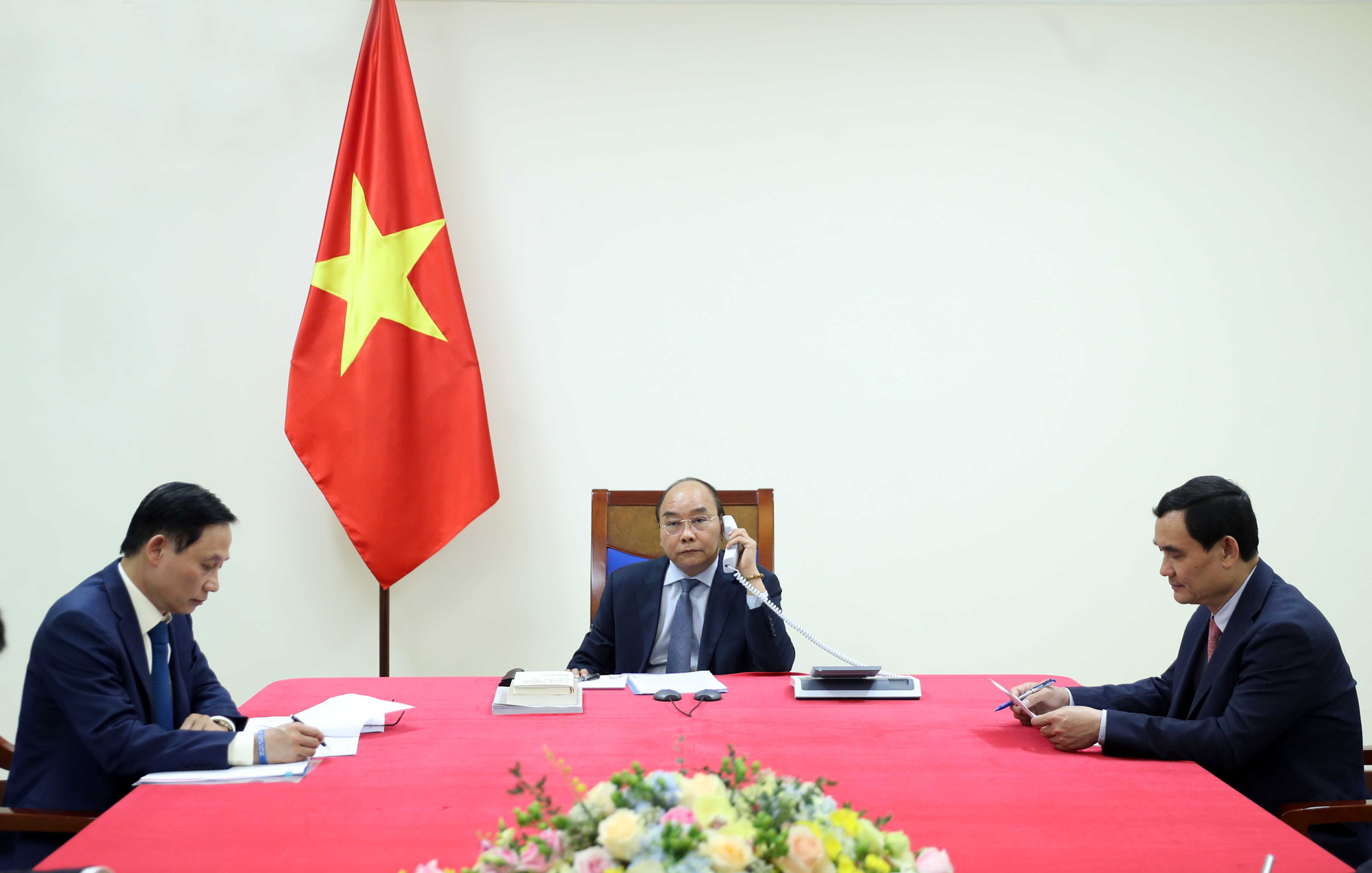 Thủ tướng Shinzo Abe : Khuyến kh&iacute;ch doanh nghiệp Nhật tăng cường đầu tư v&agrave;o Việt Nam - Ảnh 2.