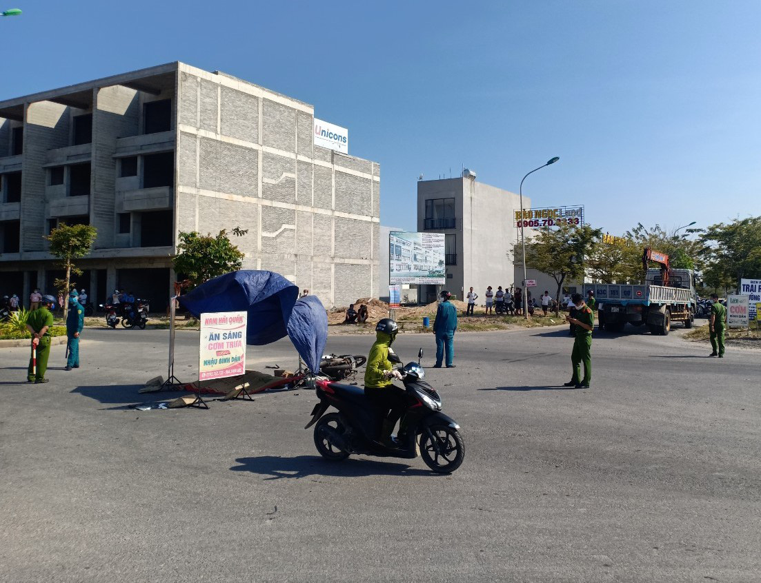 Nữ du khách bị xe tông tử vong - Ảnh 2.