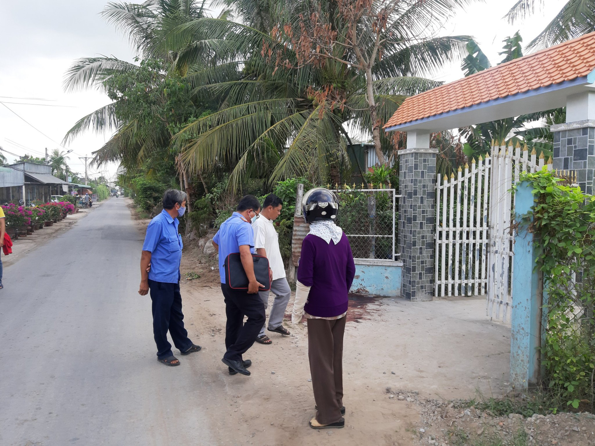 Bắt n&oacute;ng 3 đối tượng ch&eacute;m chết Đức &ldquo;ch&ugrave;a&rdquo; - Ảnh 1.
