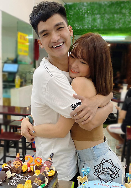 Mối t&igrave;nh 5 năm của Mạc Văn Khoa - Ảnh 1.