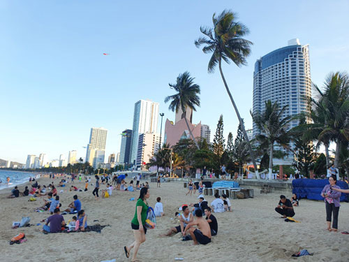 Tái kích hoạt du lịch