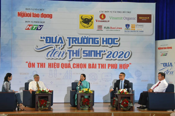 Đưa trường học đến thí sinh 2020: Đề thi tốt nghiệp THPT thay đổi ra sao?