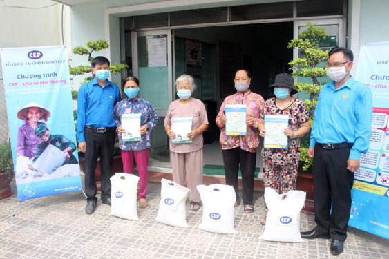 Không để công nhân thiếu việc