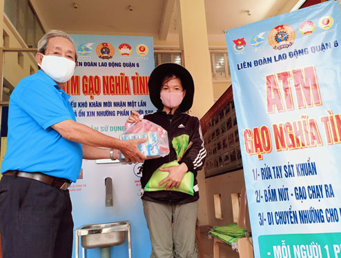 Tháng năm ấm áp