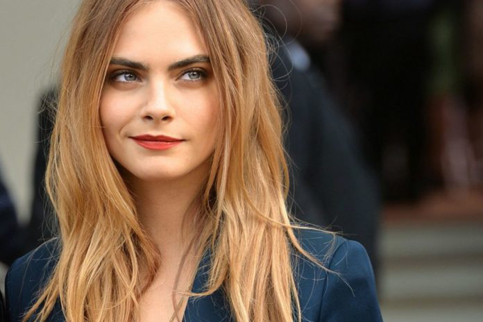 Thi&ecirc;n thần nội y Cara Delevingne chia tay người y&ecirc;u đồng giới - Ảnh 1.