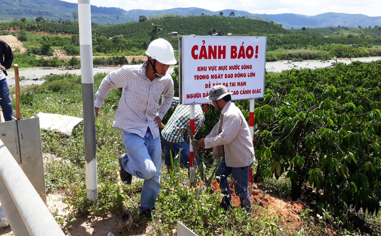 Vụ 10 người gặp nạn khi chơi th&aacute;c: Thủy điện xả nước n&oacute;i g&igrave;? - Ảnh 2.