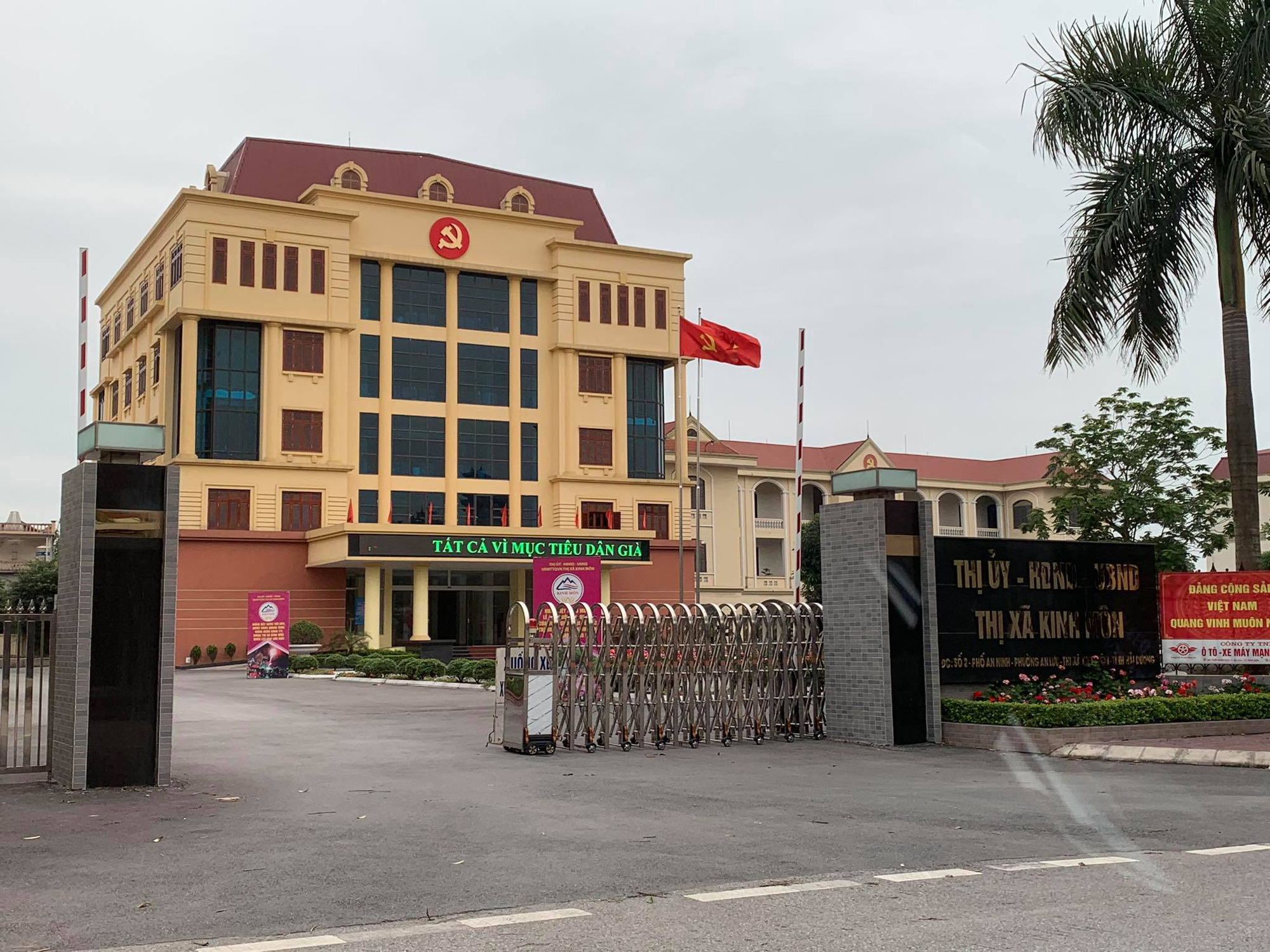 B&iacute; thư Hải Dương n&oacute;i g&igrave; về th&ocirc;ng tin người nh&agrave; l&agrave;m B&iacute; thư thị ủy Kinh M&ocirc;n? - Ảnh 2.