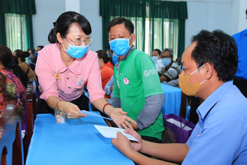 Sẻ chia ấm lòng
