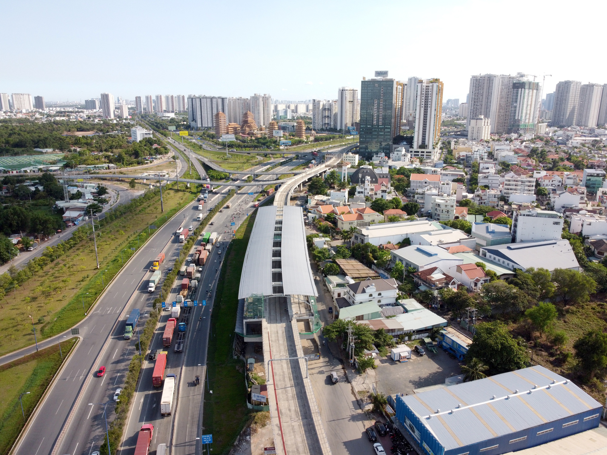 "Lùm xùm" giữa nhà thầu phụ và nhà thầu chính tuyến metro số 1