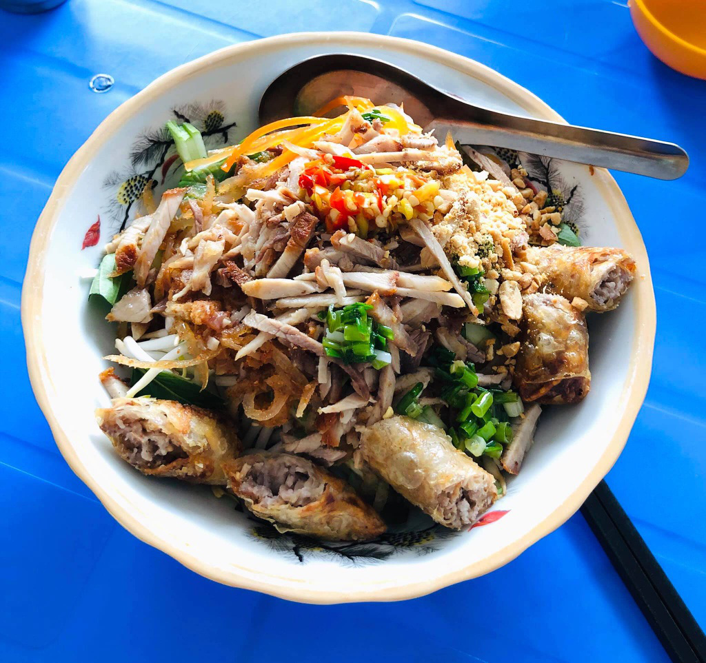 Bún nem nướng và loạt bún nguội trứ danh ở Việt Nam - Ảnh 5.