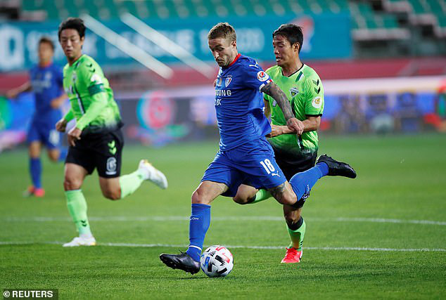 Sao 41 tuổi ghi bàn, Jeonbuk Motors thắng mở màn K-League