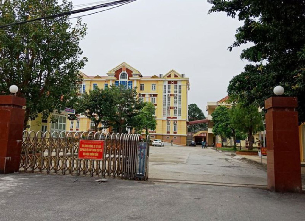 Bắt một Phó Chủ tịch huyện ở Thanh Hóa vì đánh bạc tại trụ sở