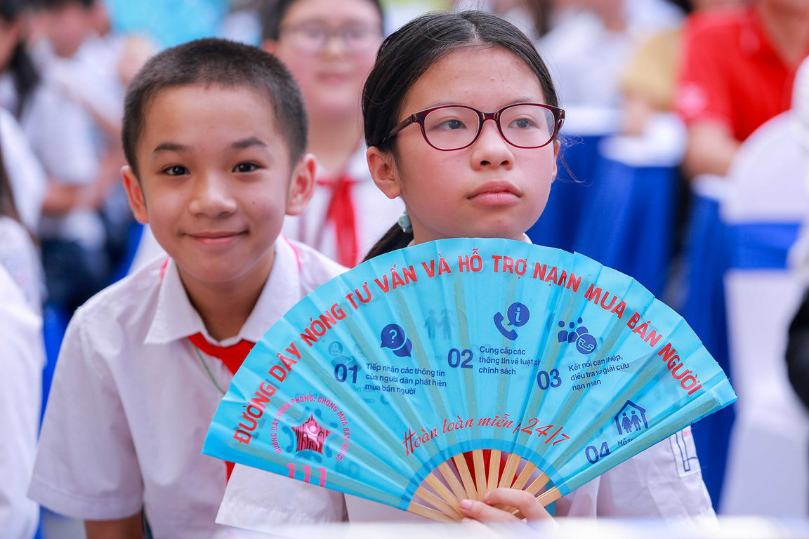 Bộ trưởng Đào Ngọc Dung phát động chương trình nói không với xâm hại trẻ em - Ảnh 9.