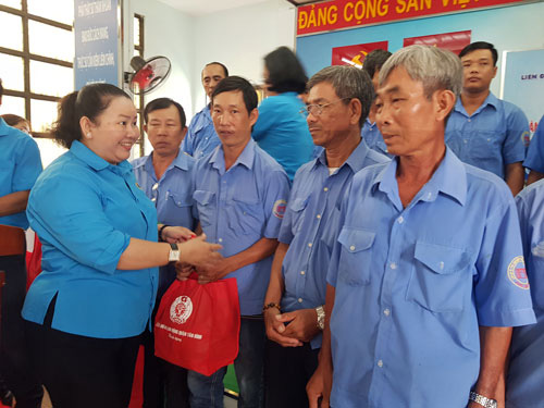 Vận động lao động tự do vào nghiệp đoàn - Ảnh 1.