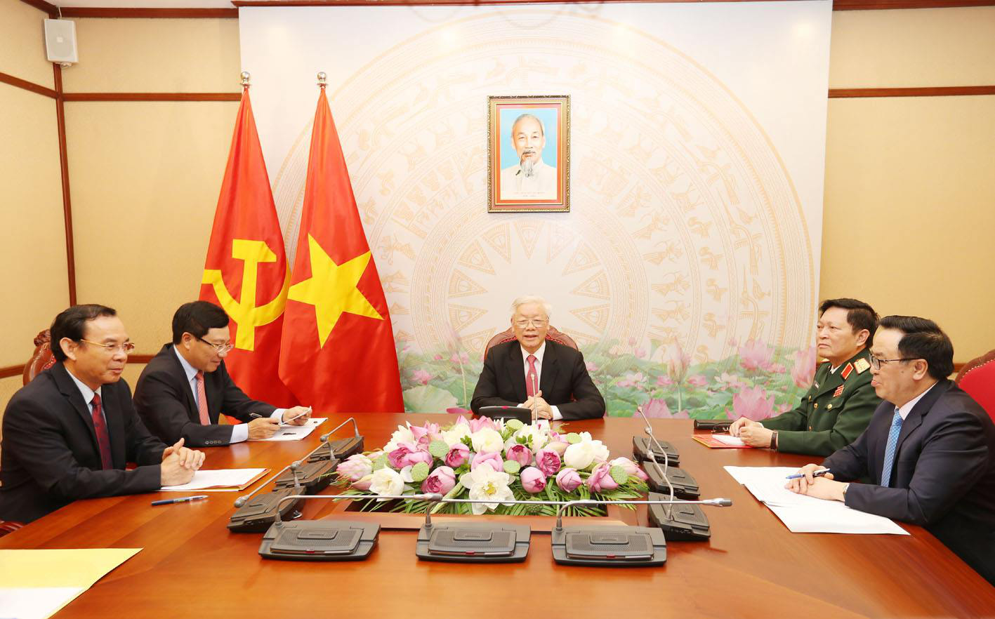 Tổng B&iacute; thư, Chủ tịch nước Nguyễn Ph&uacute; Trọng điện đ&agrave;m với Tổng thống Nga Putin - Ảnh 3.