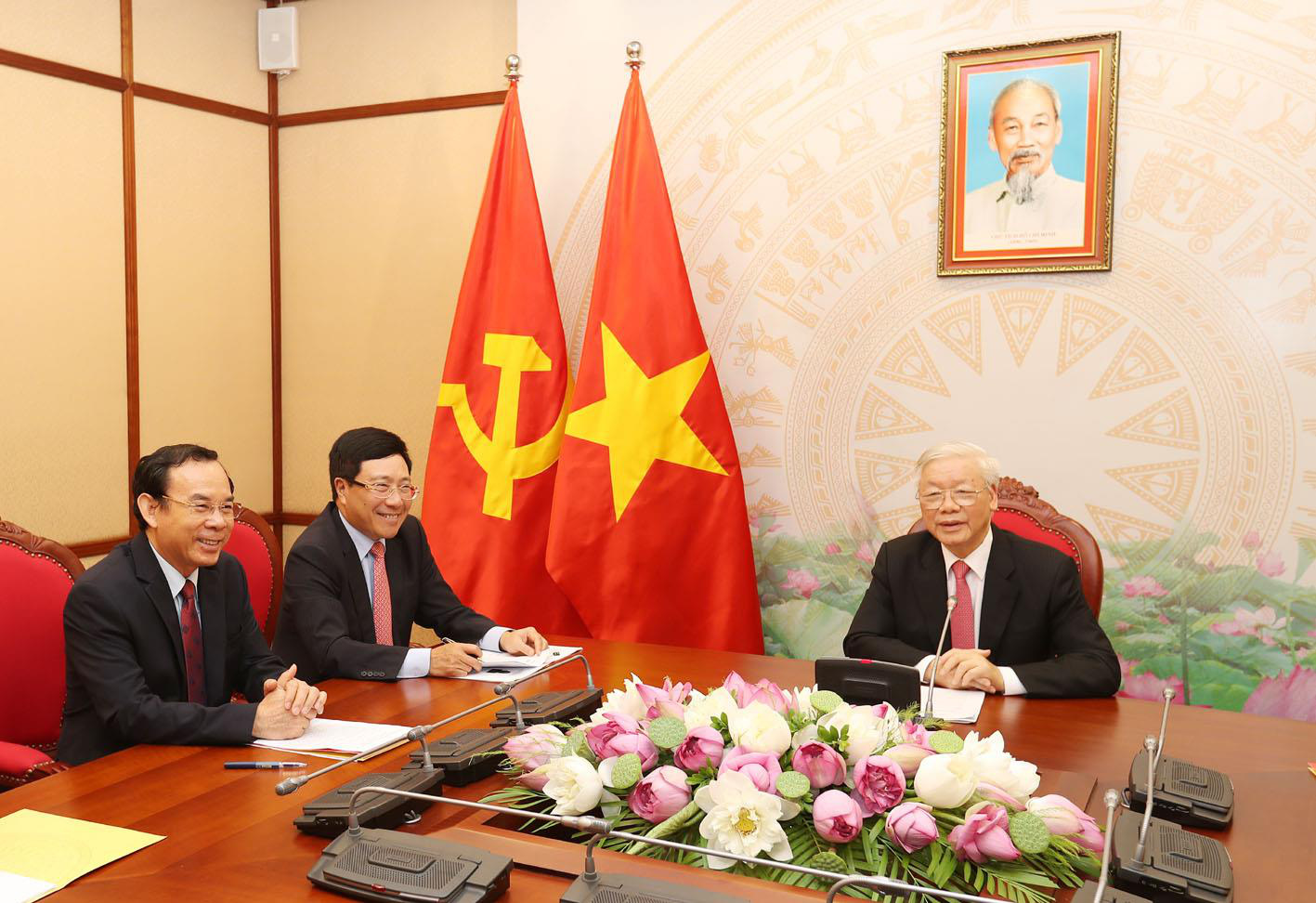 Tổng B&iacute; thư, Chủ tịch nước Nguyễn Ph&uacute; Trọng điện đ&agrave;m với Tổng thống Nga Putin - Ảnh 4.