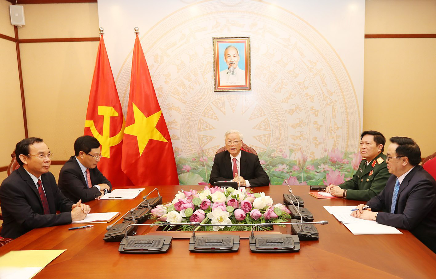 Tổng B&iacute; thư, Chủ tịch nước Nguyễn Ph&uacute; Trọng điện đ&agrave;m với Tổng thống Nga Putin - Ảnh 9.