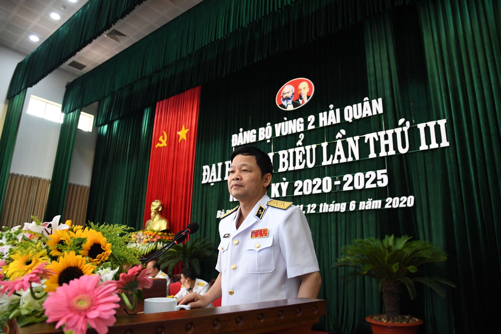 Khai mạc Đại hội đại biểu Đảng bộ Vùng 2 Hải quân