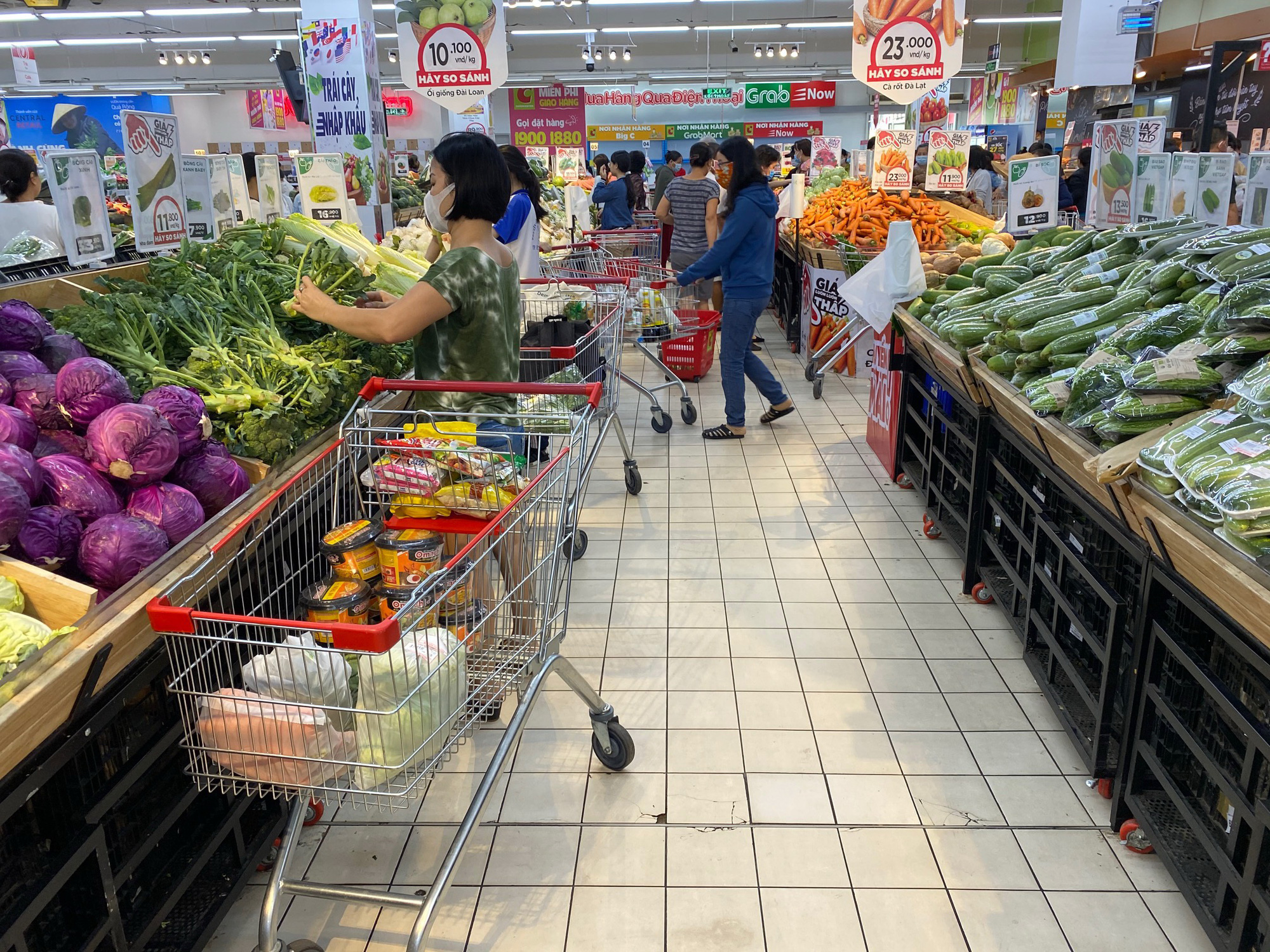 Big C Miền Đ&ocirc;ng xả h&agrave;ng trước ng&agrave;y đ&oacute;ng cửa - Ảnh 10.