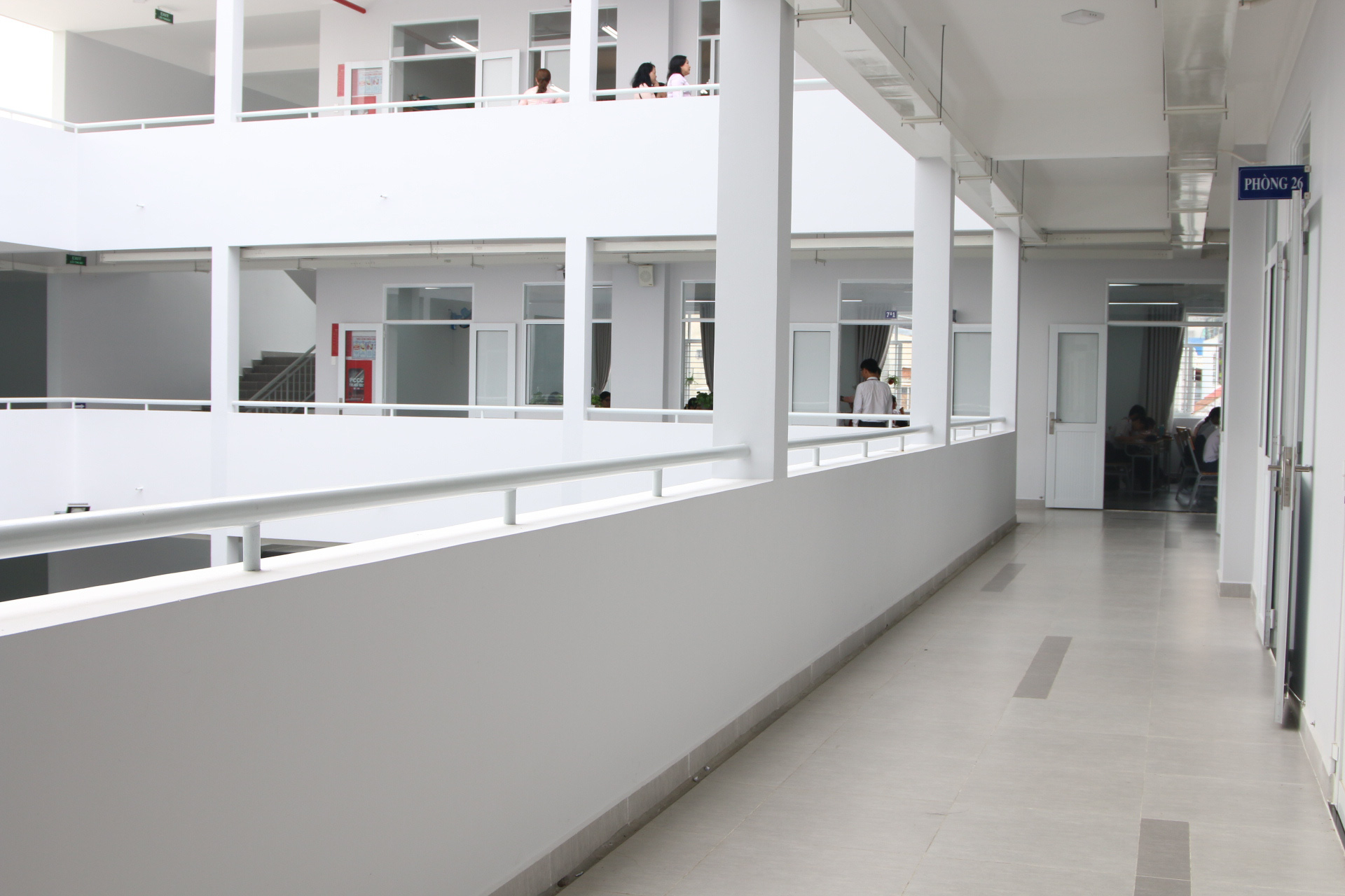 Quận 4 TP HCM c&oacute; 2 ng&ocirc;i trường mới - Ảnh 4.
