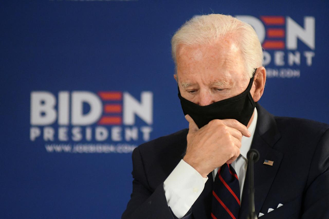 Tổng thống Trump và đối thủ Biden cùng dàn trận, sẵn sàng "đánh lớn"