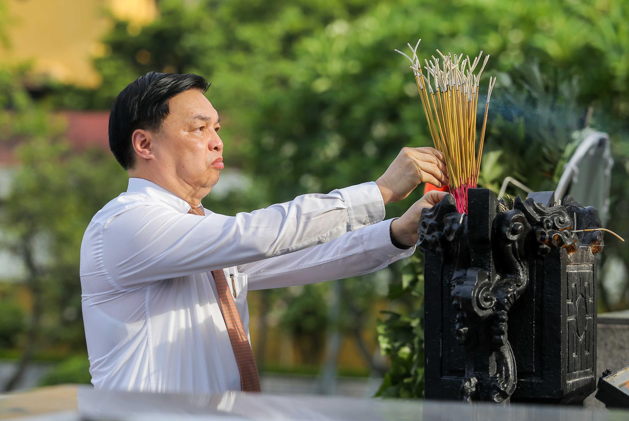 Chủ tịch Quốc hội: Báo chí chính là cầu nối để Quốc hội gần dân - Ảnh 8.