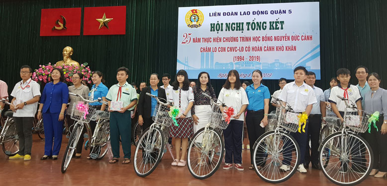 Chăm lo đời sống vật chất, tinh thần cho lao động nữ - Ảnh 1.