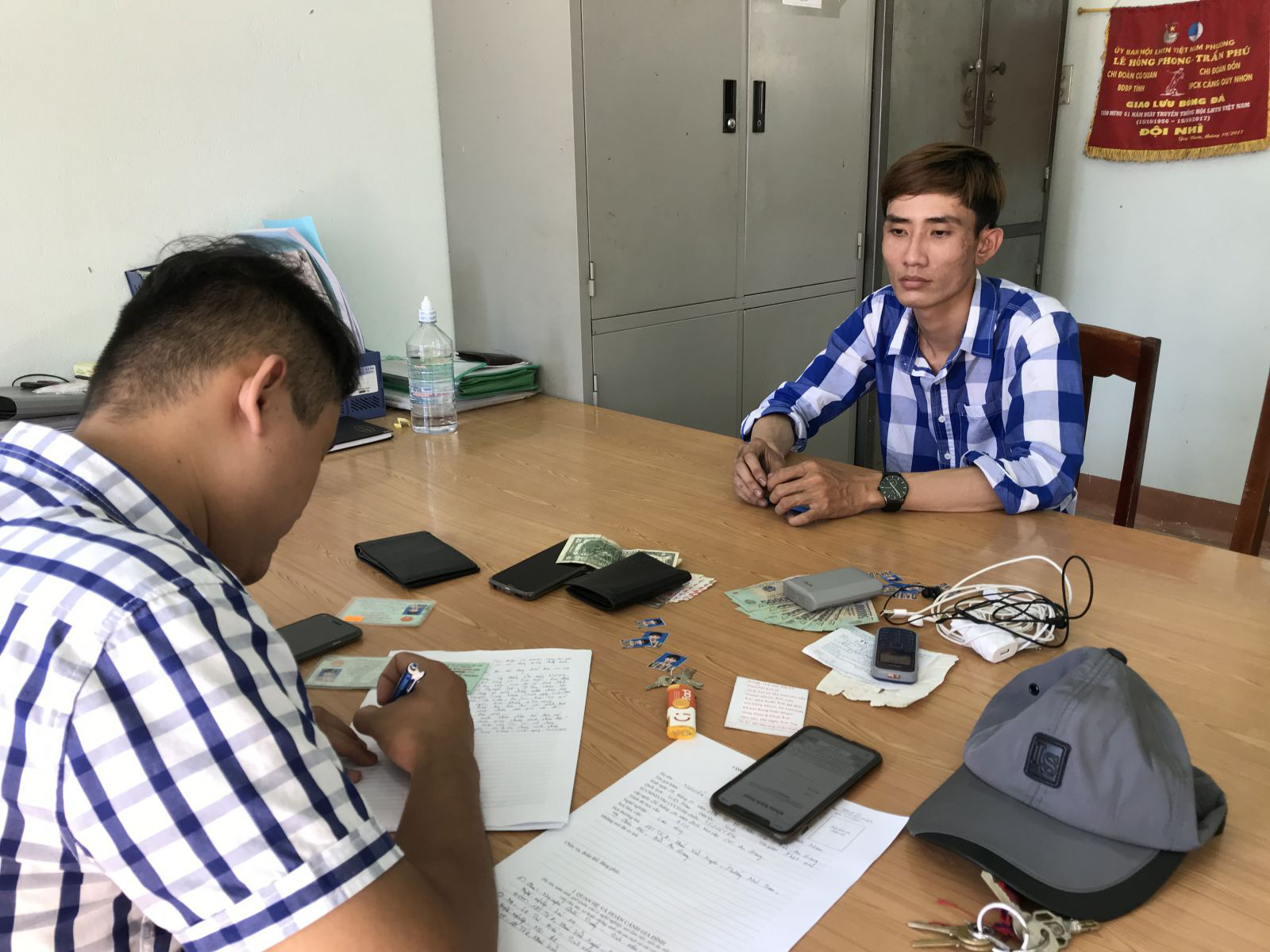Bắt đối tượng g&acirc;y ra h&agrave;ng loạt vụ trộm li&ecirc;n tỉnh miền Trung - Ảnh 2.