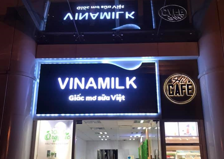 Vinamilk t&iacute;nh mở chuỗi c&agrave; ph&ecirc;, b&aacute;n t&uacute;i nilon, rau củ... - Ảnh 1.