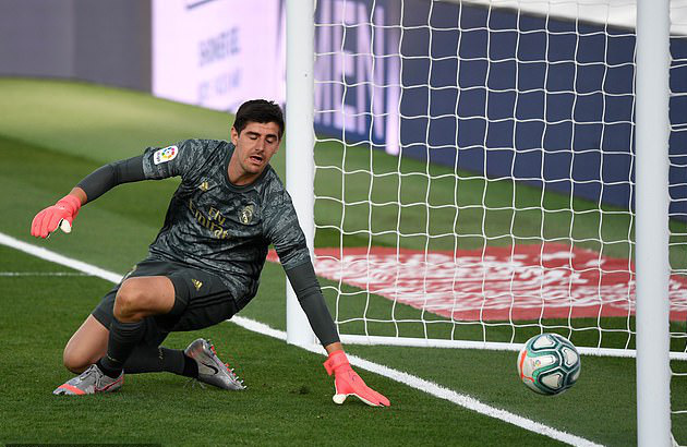Dải ng&acirc;n h&agrave; tỏa s&aacute;ng, Real Madrid &aacute;p s&aacute;t ng&ocirc;i đầu La Liga - Ảnh 7.