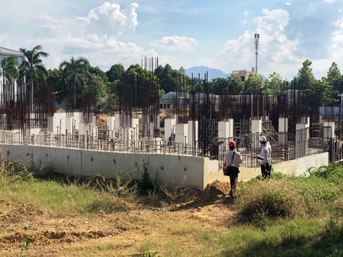 Dang dở dự án 1.100 tỉ đồng trên đất "vàng"