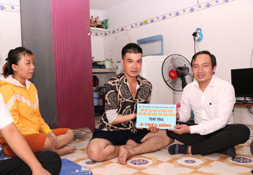 Nhiều hoạt động chăm lo công nhân khó khăn