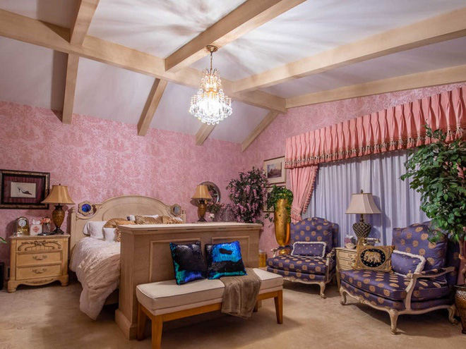 Ng&ocirc;i nh&agrave; c&oacute; biệt thự dưới l&ograve;ng đất rộng gần 1.500 m2 gi&aacute; 18 triệu USD - Ảnh 13.