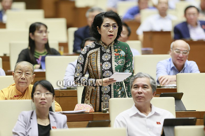 ĐBQH Tô Thị Bích Châu: Cần mở rộng đơn vị sự nghiệp công lập được đưa lao động đi làm việc ở nước ngoài