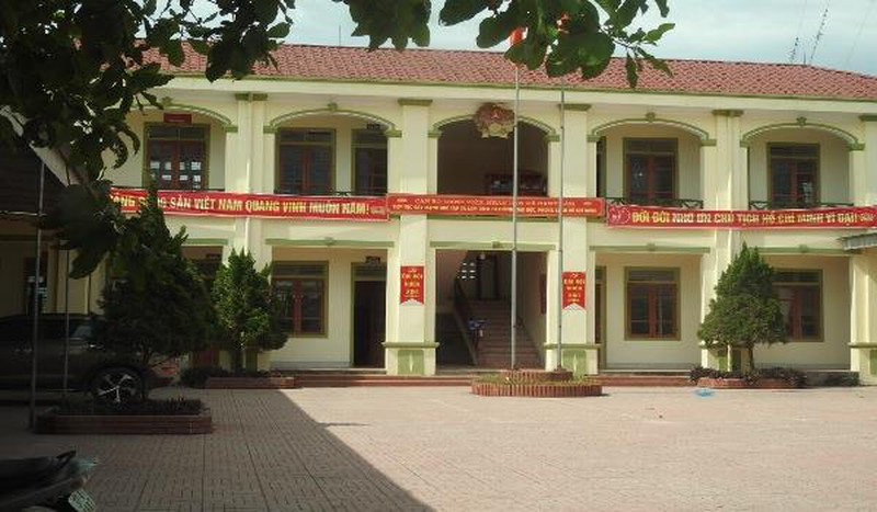 20 cán bộ, công chức xã tự ý bỏ nhiệm sở đi tham quan trong ngày làm việc