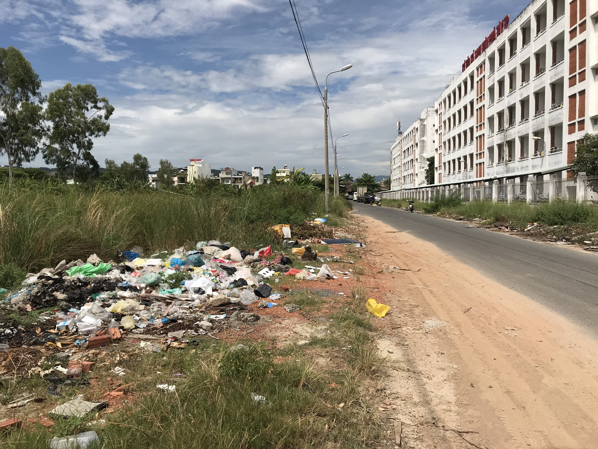Đà Nẵng: Bãi rác tự phát gây ô nhiễm nặng