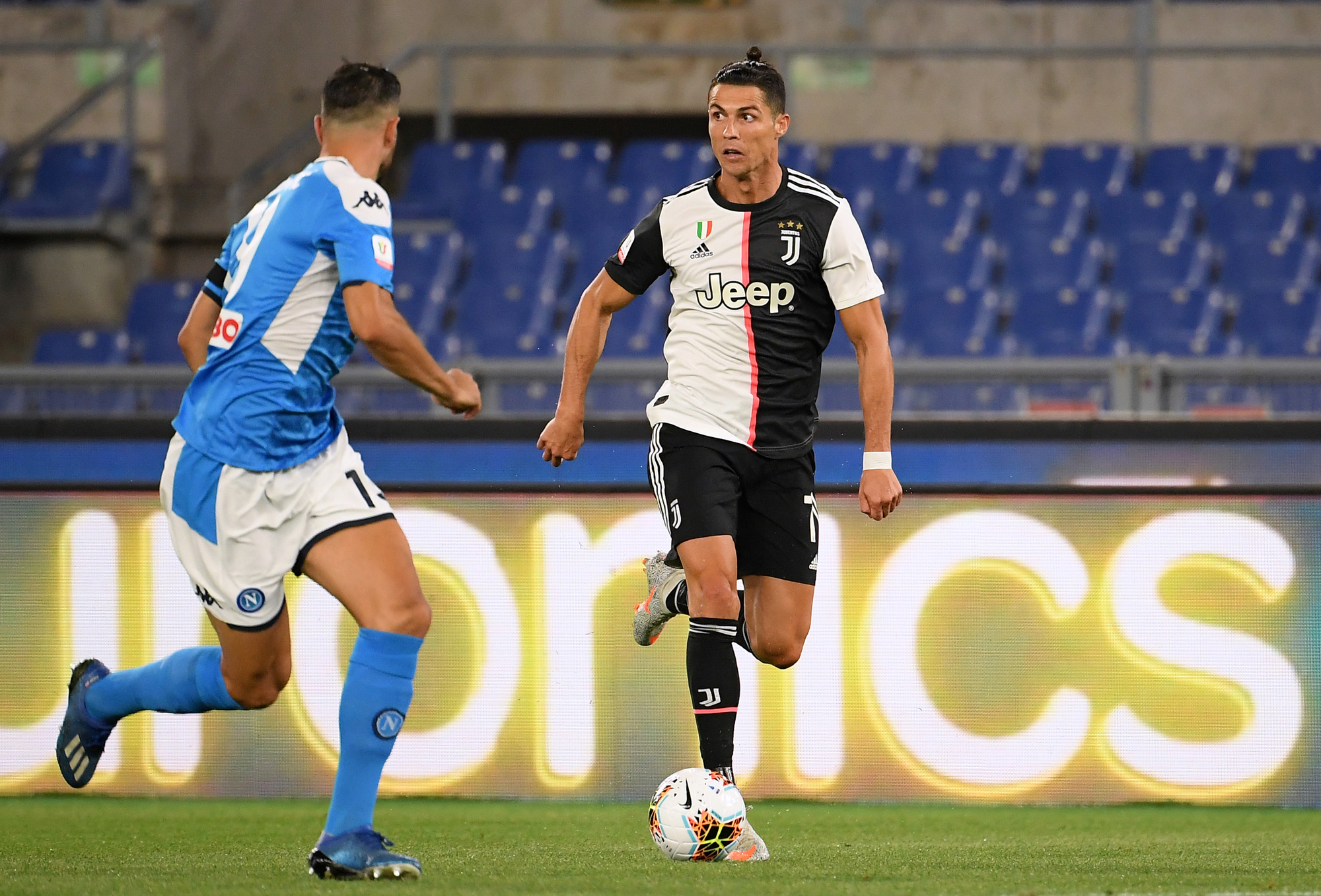 Ronaldo tịt ngòi, Juventus gục ngã ở chung kết Coppa Italia - Ảnh 3.