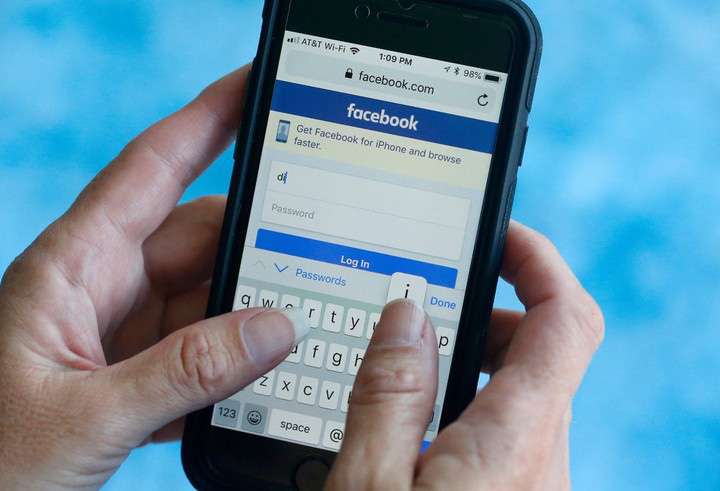 "Hack" Facebook Phó bí thư huyện, nhiều người bị lừa tiền