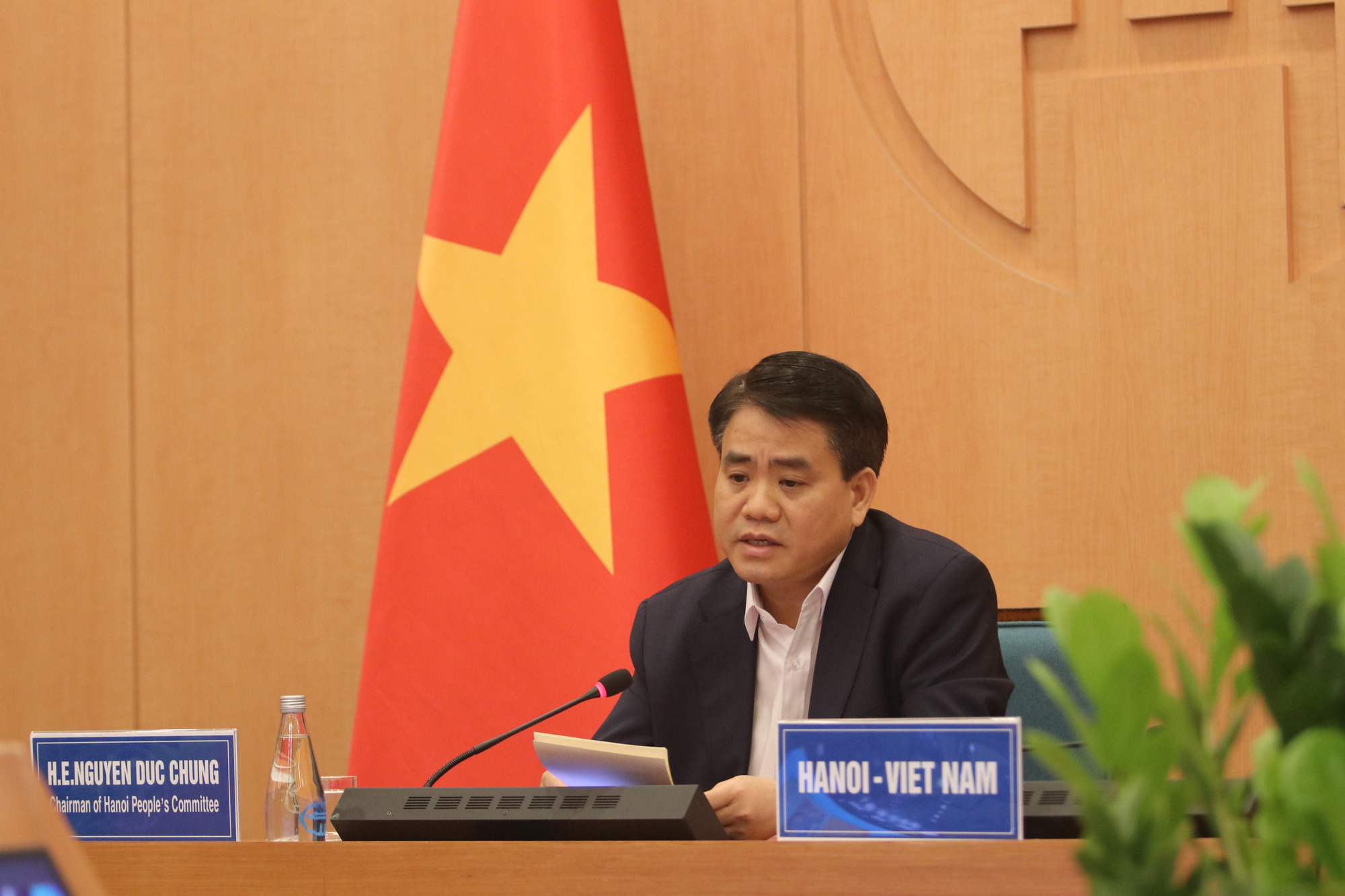 Chủ tịch H&agrave; Nội chia sẻ kinh nghiệm chống dịch Covid-19 với Thị trưởng 40 th&agrave;nh phố - Ảnh 1.