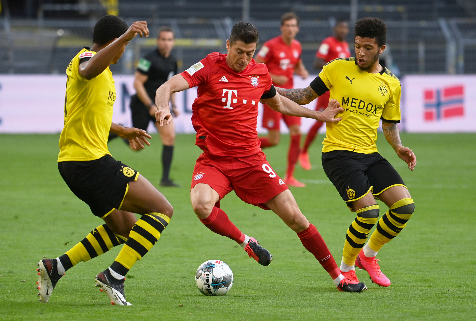 Khó cản bước Bayern Munich